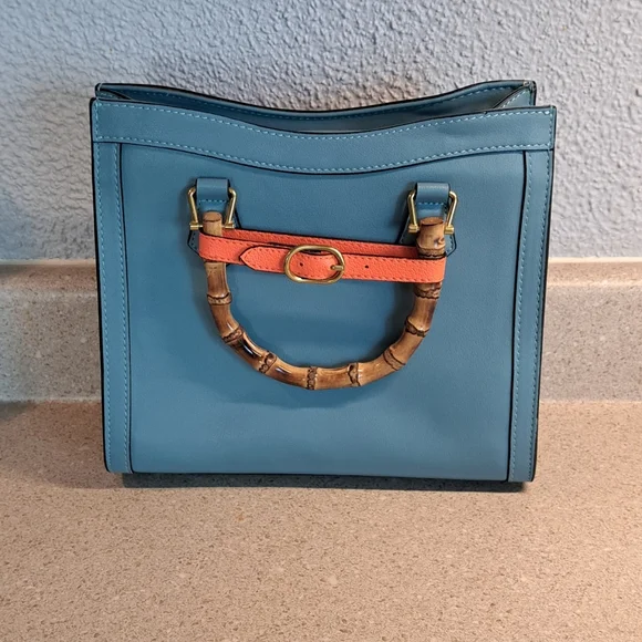 Gucci Diana Mini Tote Bag - Picture 2 of 14